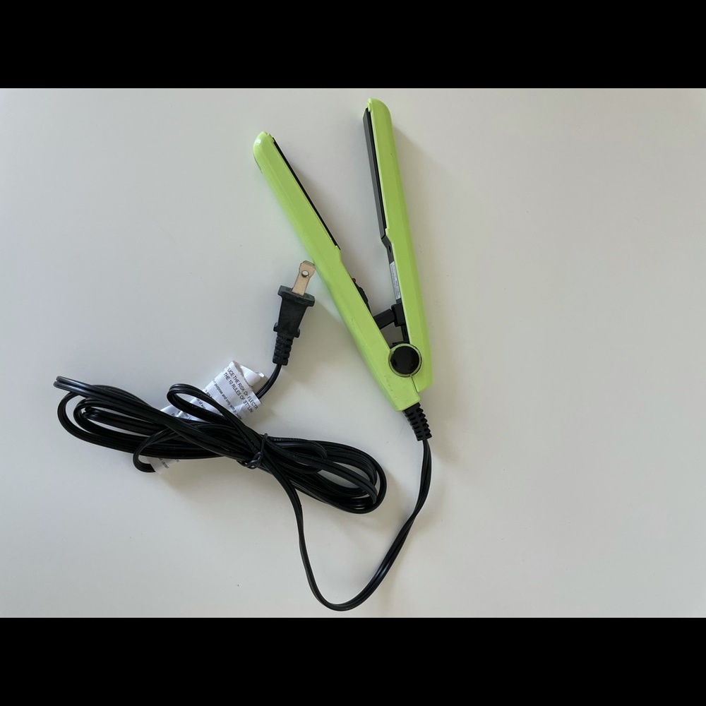 New mini flat iron